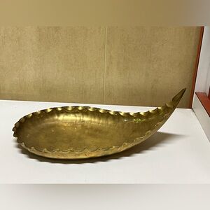 Vintage Brass Tray with Scalloped Edge Decorative Metal